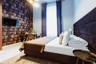 Deluxe Two-Bedroom Suite | King-size beds | A/C