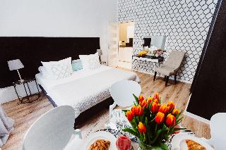Deluxe Two-Bedroom Suite | King-size beds | A/C