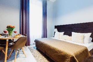 Deluxe Two-Bedroom Suite | King-size beds | A/C