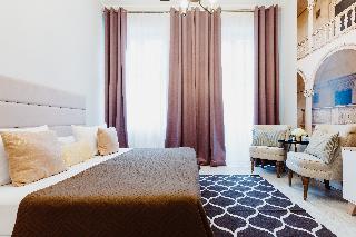 Deluxe Two-Bedroom Suite | King-size beds | A/C