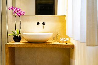 ELITE ACCOMODATIONS & HYDROMASSSADE POOL, Calabria