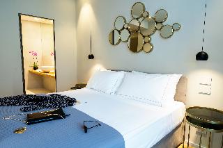 ELITE ACCOMODATIONS & HYDROMASSSADE POOL, Calabria