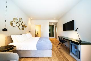 ELITE ACCOMODATIONS & HYDROMASSSADE POOL, Calabria