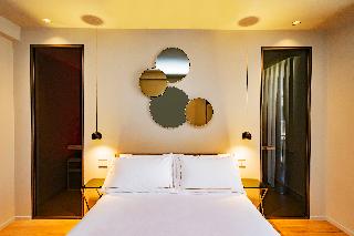 ELITE ACCOMODATIONS & HYDROMASSSADE POOL, Calabria