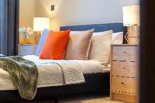 Luxurious Canary Gateway Serviced Apartment, Londyn