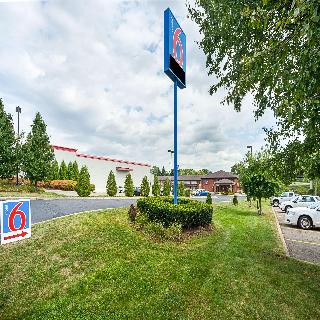 Motel 6 Binghamton, NY