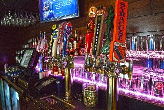 酒吧