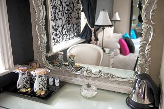 THE GRAFTON BOUTIQUE B B, Leeds