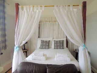 THE DOWNS HOTEL, Brighton