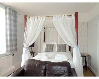 THE DOWNS HOTEL, Brighton