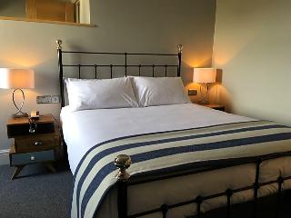 THE OXFORD TOWNHOUSE, Oxford