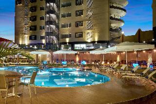 Protea Hotel Kampala Skyz