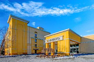 La Quinta Inn Suites By Wyndham Danbury