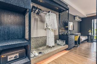 Room Room