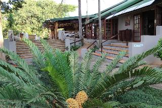 Chestnut Country Lodge