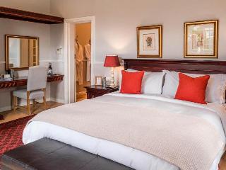Room Room