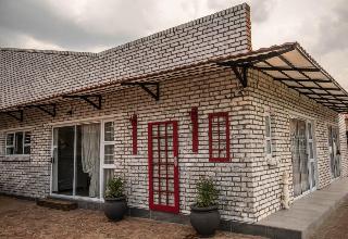 Oppiplot Guesthouse