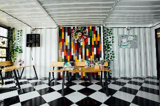 Qbix Hotel photo 3