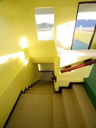 Luis Bay Travellers Lodge