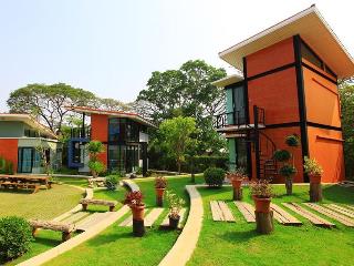 THE ONE HOUSE RESORT PAKCHONG