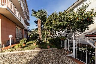RESIDENCE EMANUEL, Genoa