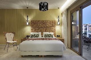Room Room