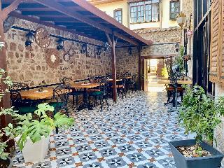 Cedrus Hotel