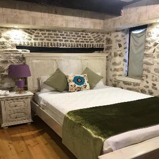 Cedrus Hotel