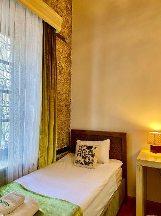 Cedrus Hotel