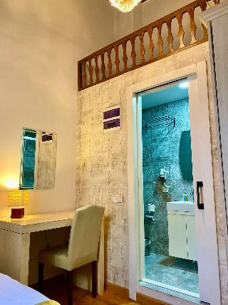 Cedrus Hotel