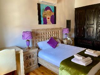Cedrus Hotel