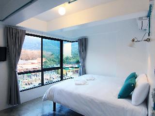 To Zleep Hotel