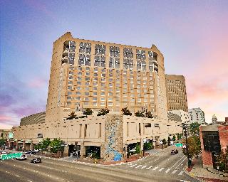 The Grove Hotel