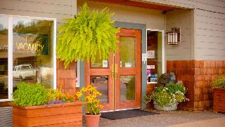Clatskanie River Inn