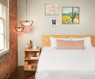 Canvas Hotel Dallas