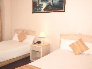Holiday Saipan Hotel