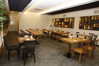 Sapko Airport Hotel