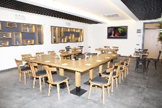 Sapko Airport Hotel
