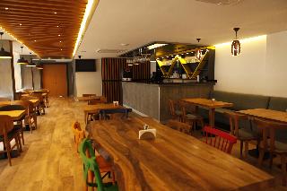Sapko Airport Hotel