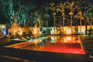Hibiscus Garden Inn