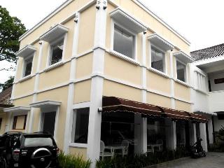 Frances Hotel
