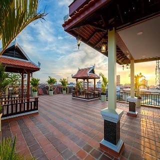 Seng Hout Hotel