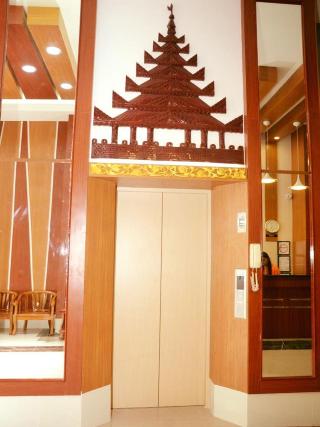 Nylon Hotel