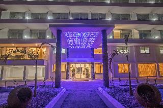 Bohemian Gardens Hotel