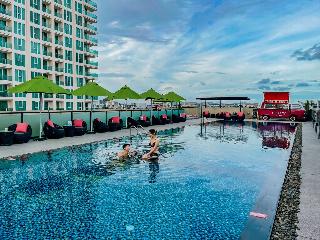 GLOW Pattaya