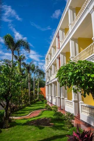 Phuong Binh House