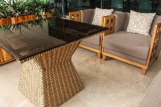 Hotel Dorado Plaza Alto Prado