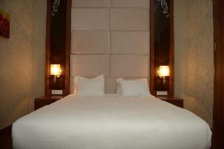 Room Room