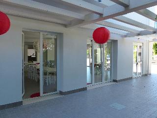 Meet Garda Lake Hostel