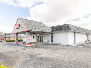 OYO Hotel Jennings Near Crowley, LA I-10